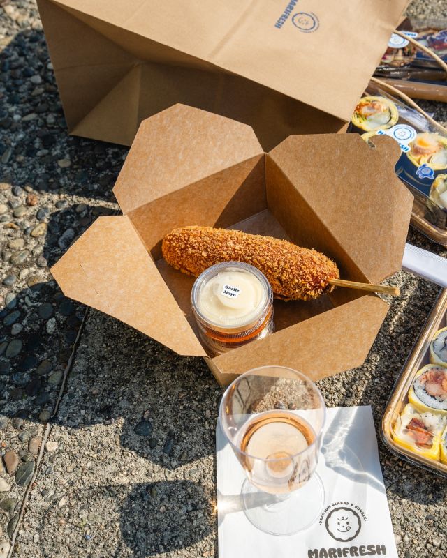 Don’t miss out on the ultimate summer treat - Korean Corn Dog 🤤 It’s perfectly crispy on the outside and juicy on the inside! 

And what’s not to love about a little pre-Friday celebration with a delicious spread from us, paired with a side of beautiful sunshine? Enjoy Marifresh delivered to wherever your weekend adventures take you ☀️ 

Order online at Marifresh.ca or find us on @ubereats 📱