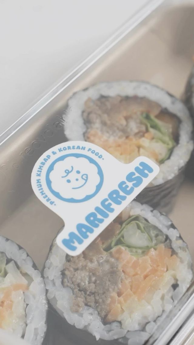 🌀This is how we roll 😎 #IYKYK Every order at Marifresh is prepared with love and care, so you get the freshest, most delicious Kimbap every time! From our signature housemade Jangajji to unique crave-worthy fillings, each Mari is packed with flavor and good vibes 💫.

Tag a friend you’d share this with👇Order now for pick-up / delivery at MARIFRESH.CA 

#marifresh #koreanfood #koreansnacks #kimbap #koreankimbap #kimbaplovers #vancouverfoodie #vancouverfood #604eats #vancouvereats #yvreats