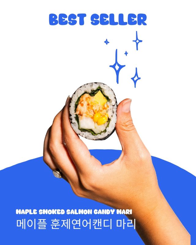 Sweet, smoky, and totally addictive 🍁🔥 Our Maple Smoked Salmon Candy Mari is a must-try snack! Made with smoked salmon, mayo, onion, radish sprouts, sesame seeds, sesame oil, seaweed, and rice, it’s the perfect bite. Simple, fresh, and seriously good👌 

Order online at MARIFRESH.CA 💙

#koreanfood #koreaneats #vancouverfoodie #marifresh #kimbap #kimbaplover #foodielife #salmonlovers #seafoodsnacks #asiancuisine #vancouvereats #eatlocal  #fusionfood #vancouverfood #yvrfood #koreansnacks #yvrfoodie